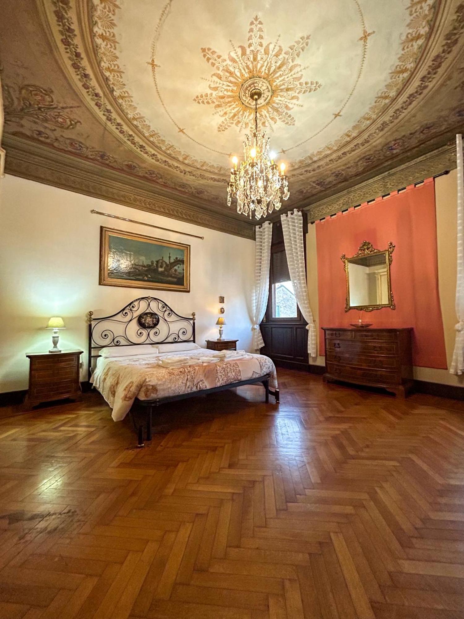Dimora '800 Hotel แฟร์รารา ภายนอก รูปภาพ
